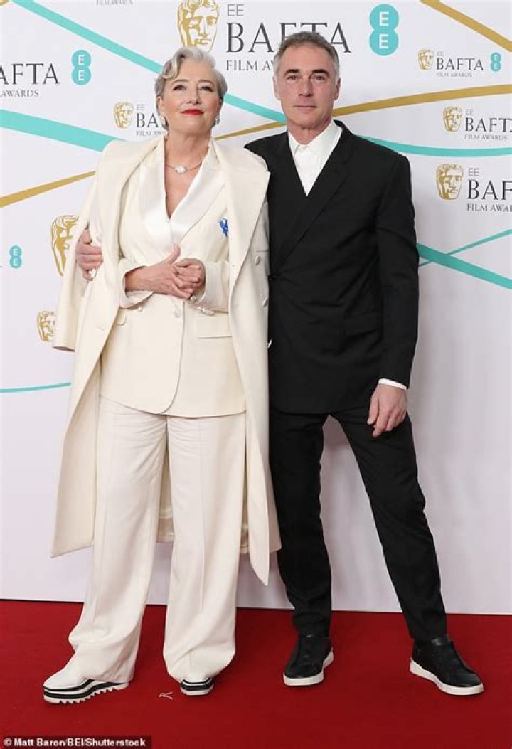 Dame Emma Thompson: Awards, Roles & Biography