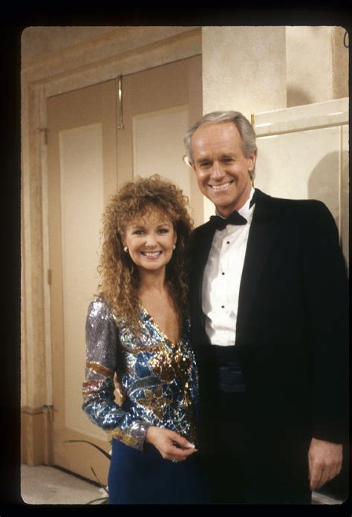Sharon Farrell: Spouse and Relationships